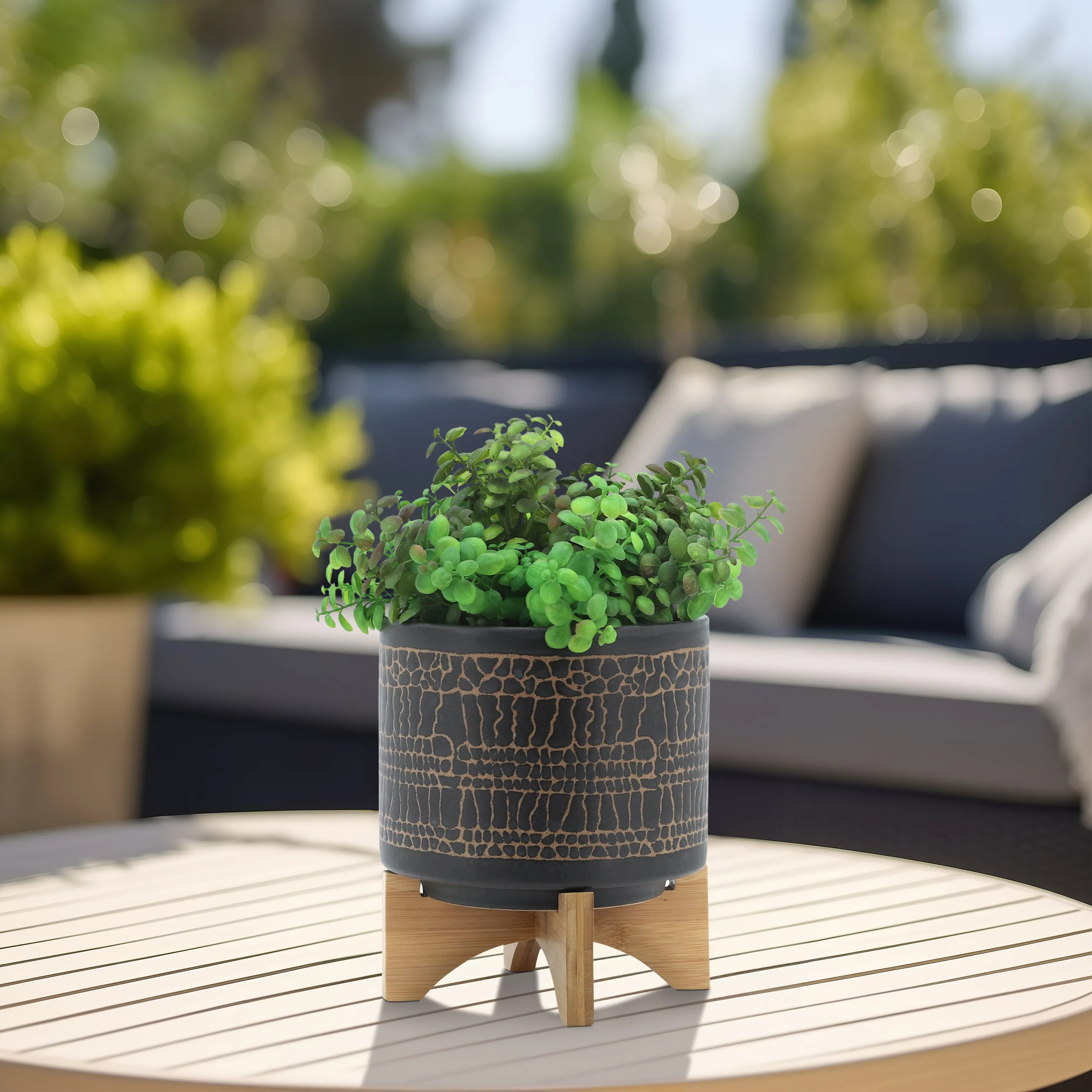 8" GLAZED PLANTER W/ STAND, BLACK