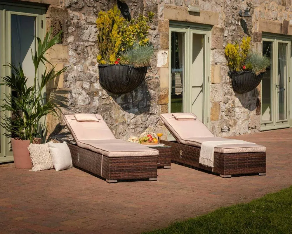 Adjustable Outdoor Recliner Chair from Miden Home OS-Rt-0205-W