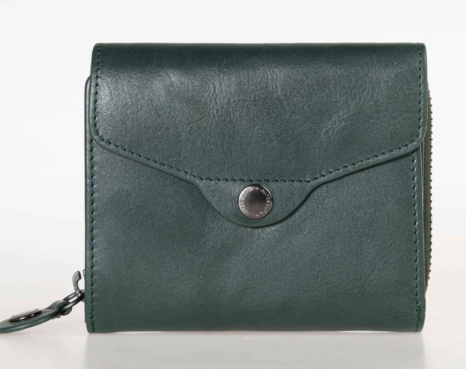 Hot Pick of the Day Trending Now Offer Aunts & Uncles Grandma'S Luxury Club Lesley Wallet