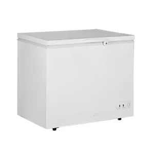 Black Diamond - BDCF-5, 31" Chest Freezer With Solid Door