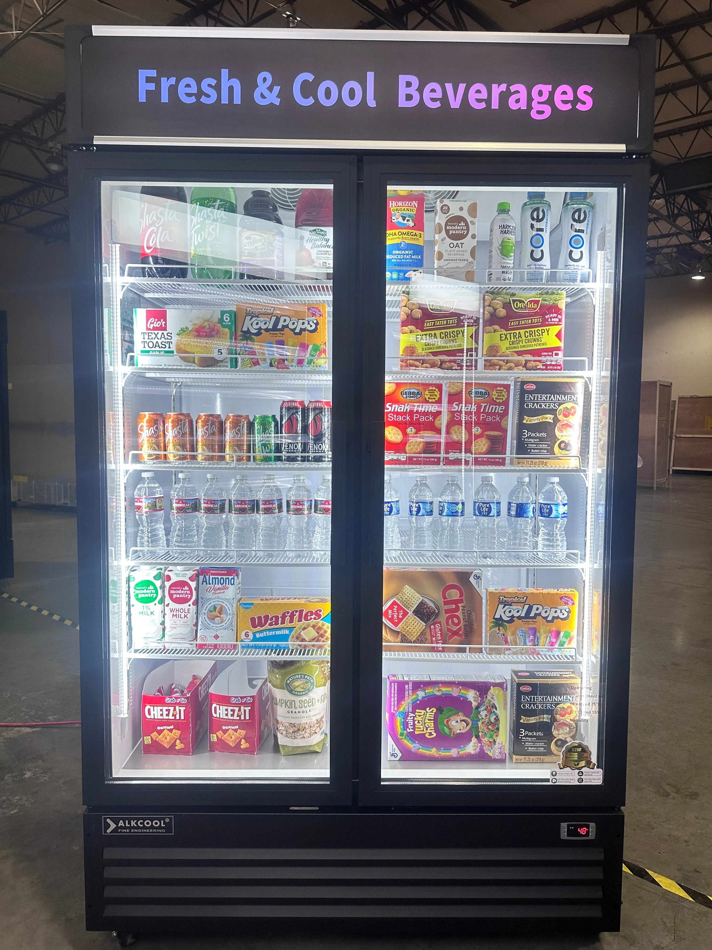 GDR47(H) ?TWO SECTION Glass Door Merchandiser Refrigerator
