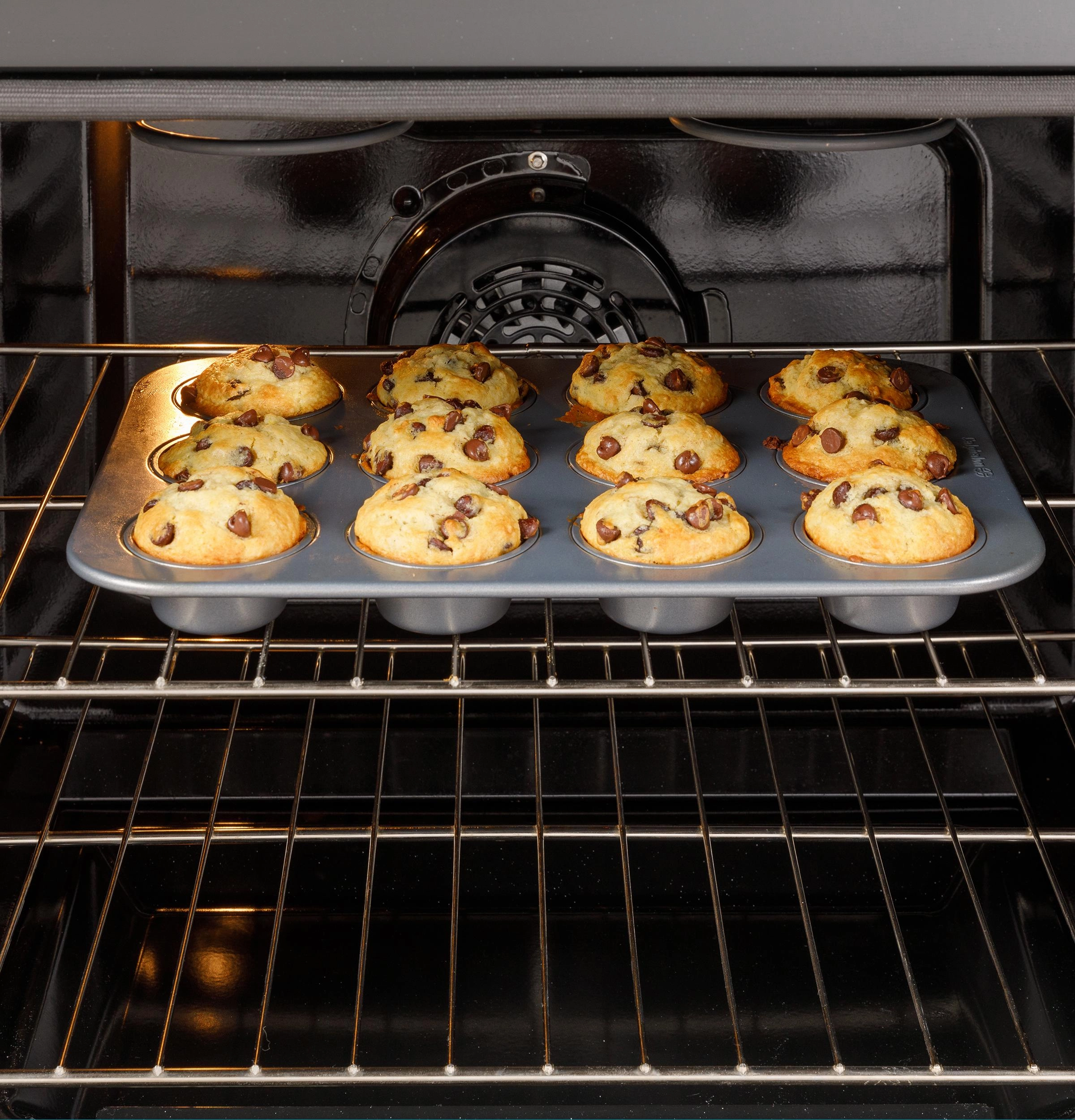 Ge Appliances GRS600AVES Ge 30" Slide-In Electric Convection Range With No Preheat Air Fry And Easywash&#8482; Oven Tray