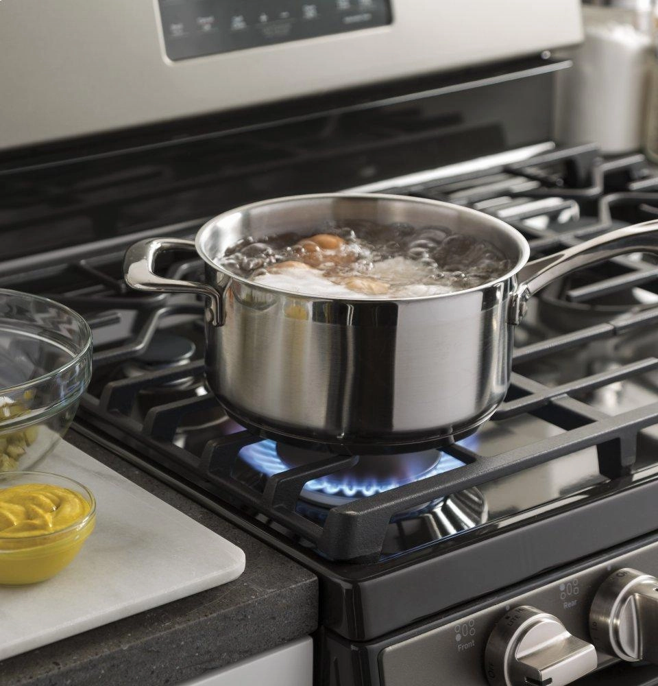 Ge Appliances JGB645SEKSS Ge 30" Free-Standing Gas Range