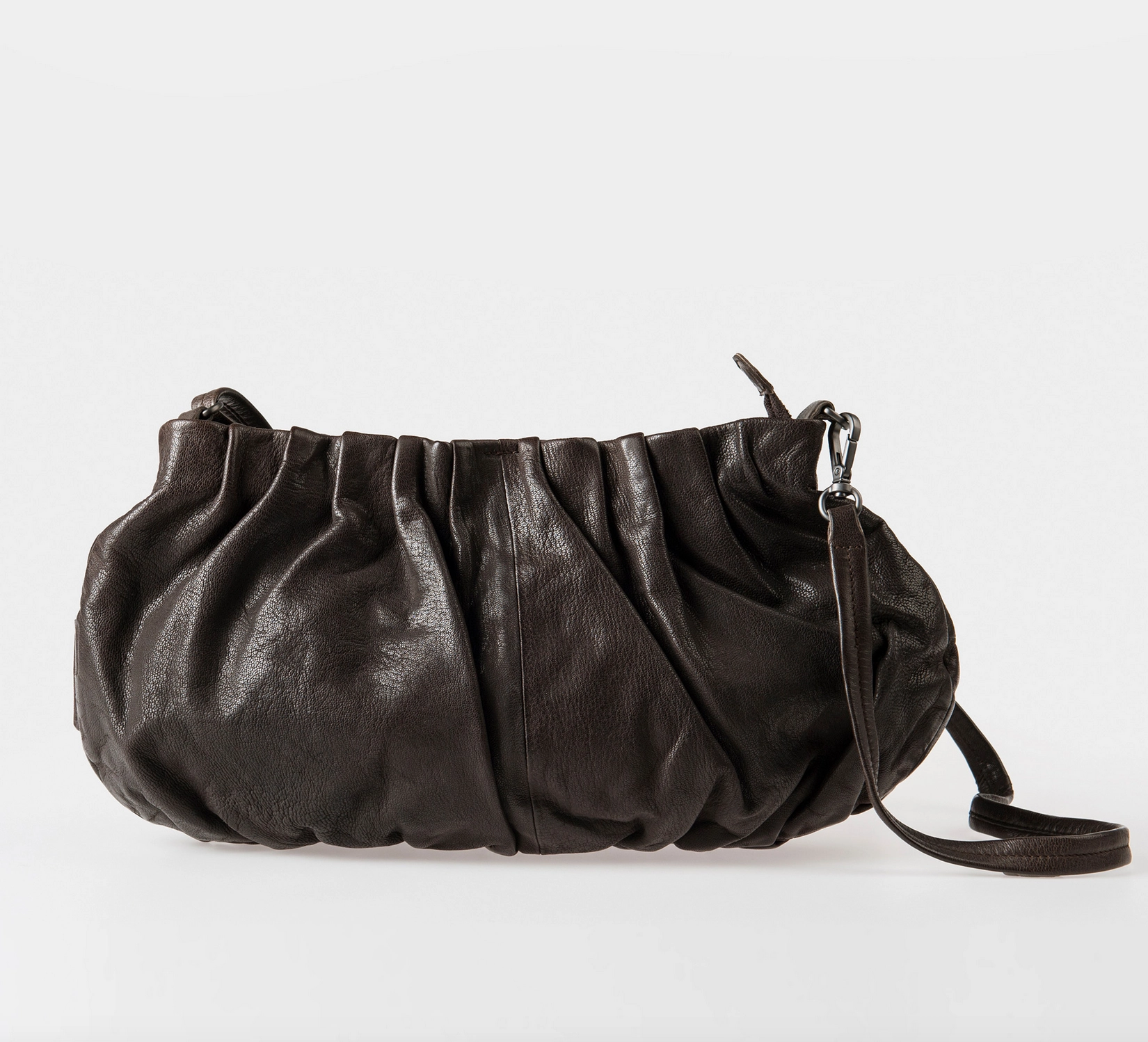 Instant Savings Inside Aunts & Uncles Guerilla Gardeners Gwen Shoulder Bag