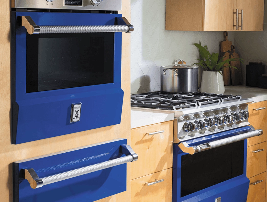 Hestan KRD365NGWH 36" 5-Burner Dual Fuel Range - Natural Gas - White / Froth