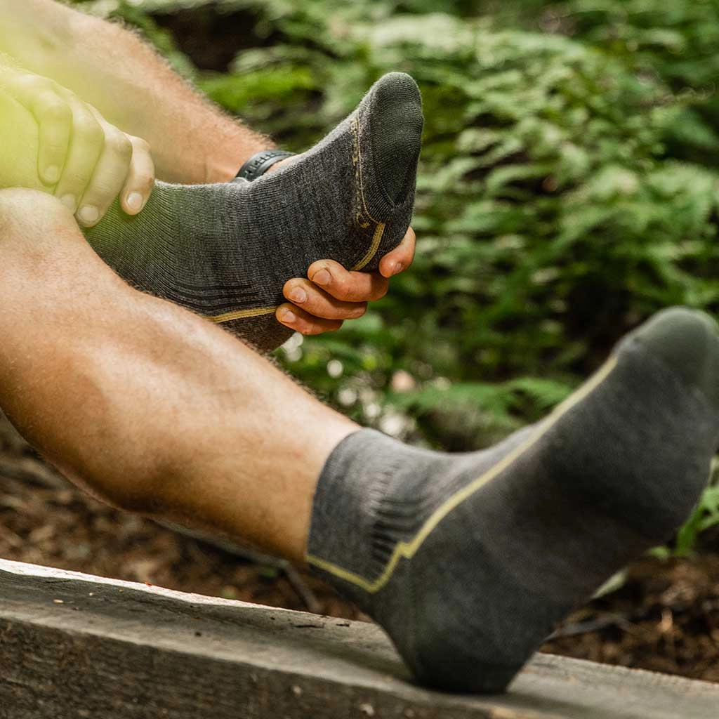 Online Exclusive Deal Hiker 1/4 Midweight | Cushion | Men'S