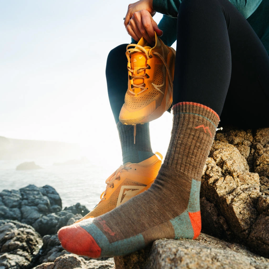 Daily Hot Deal Hiker Micro Crew Midweight | Cushion | Women'S
