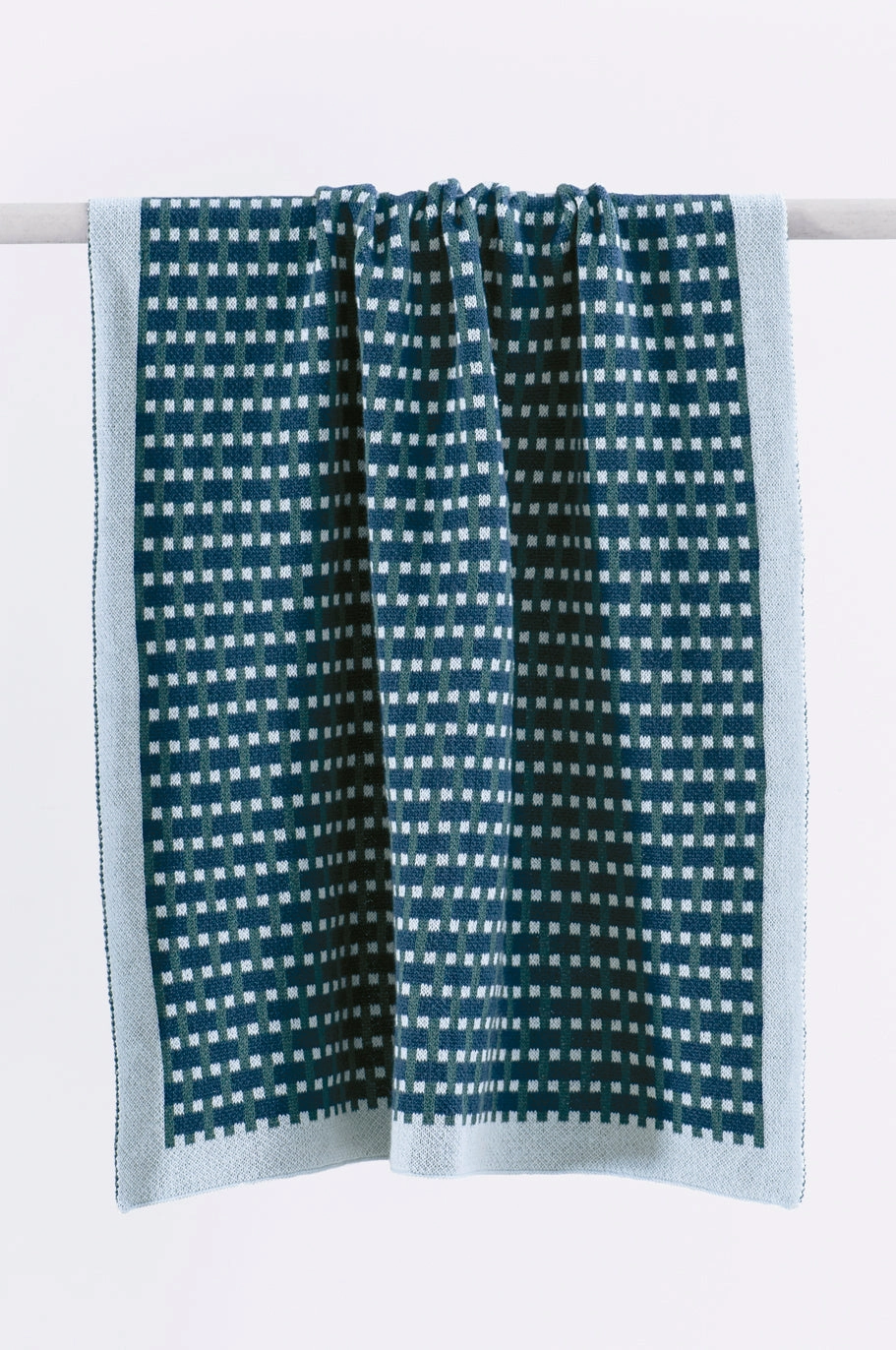 Home Bianca Lorenne basento denim hand towel