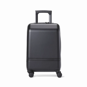 Nomatic Classic Carry-On Gift Sale Event