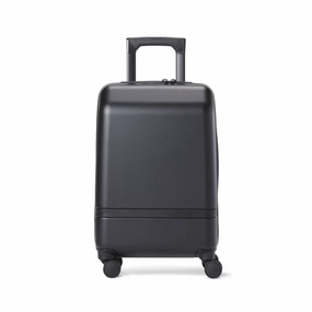Nomatic Classic Carry-On Gift Sale Event