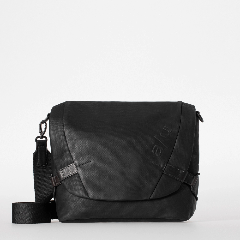 Steal Todays Offer Todays Trending Deals Aunts & Uncles Japan Sendai Crossover Bag