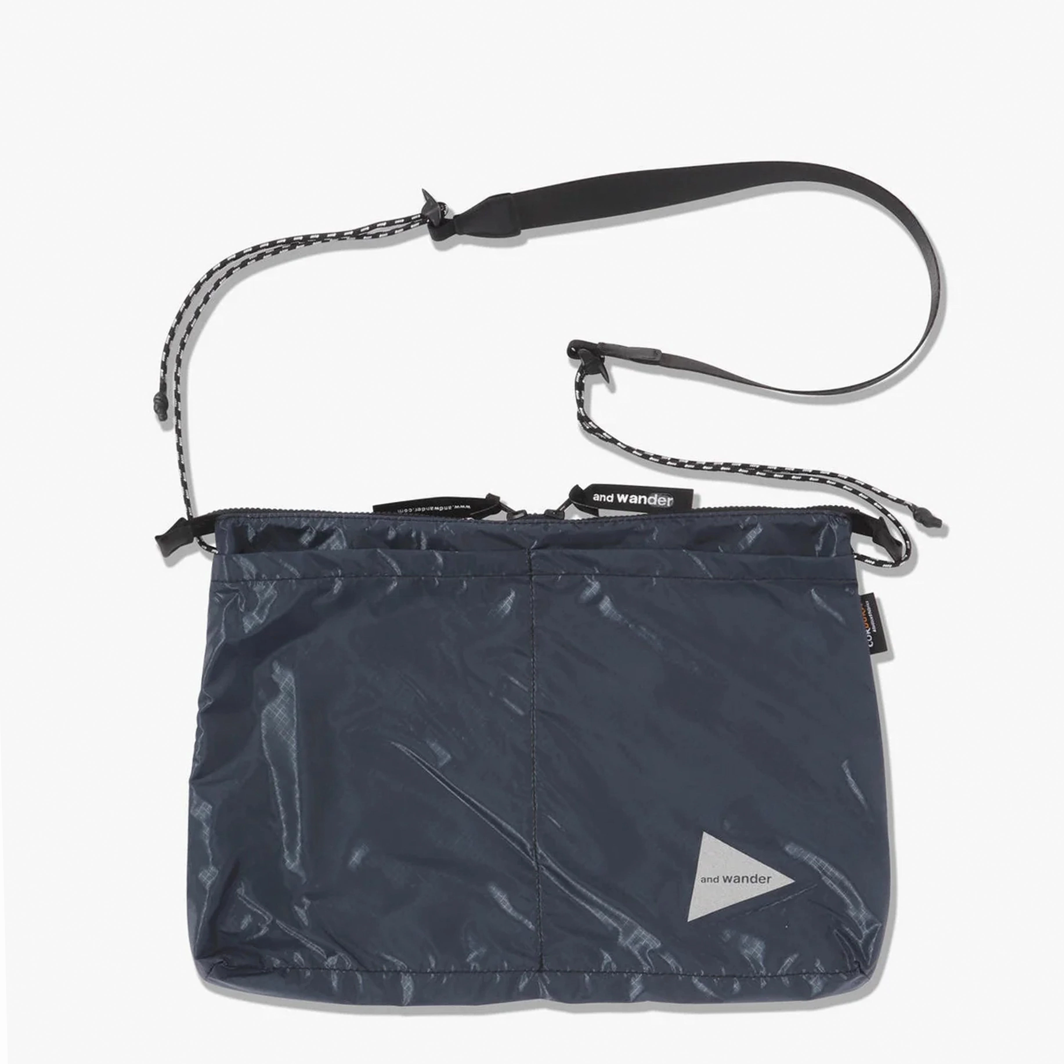 And Wander Sil Sacoche - Blue Hot Offer Inside