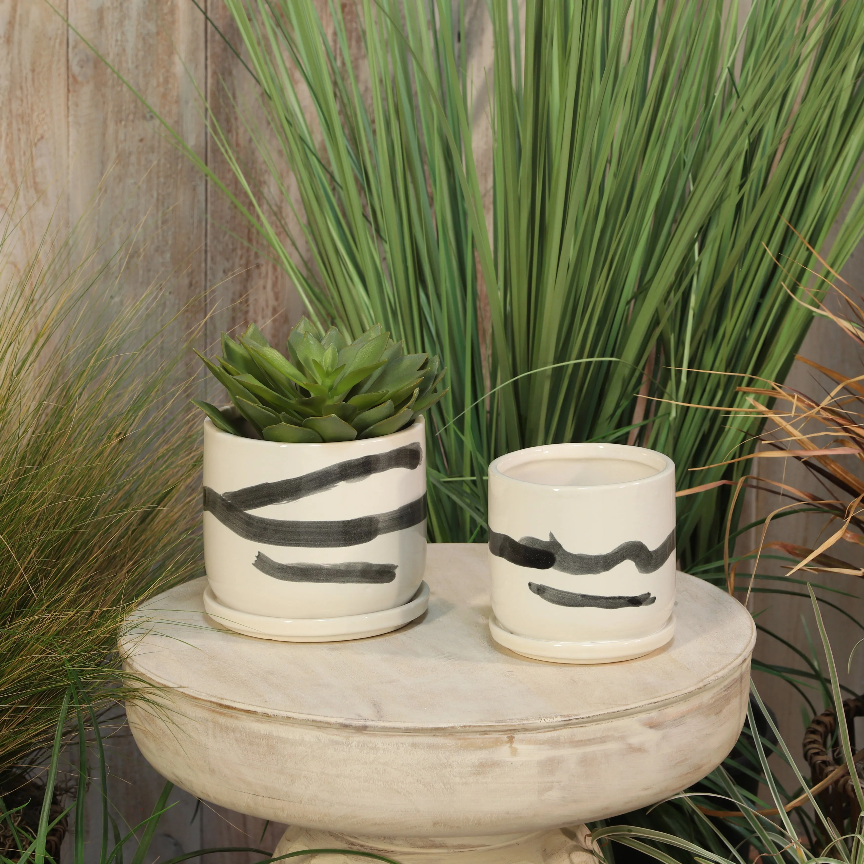 S/2 5/6" PAINTED PLANTERS W/ SAUCER, WHITE