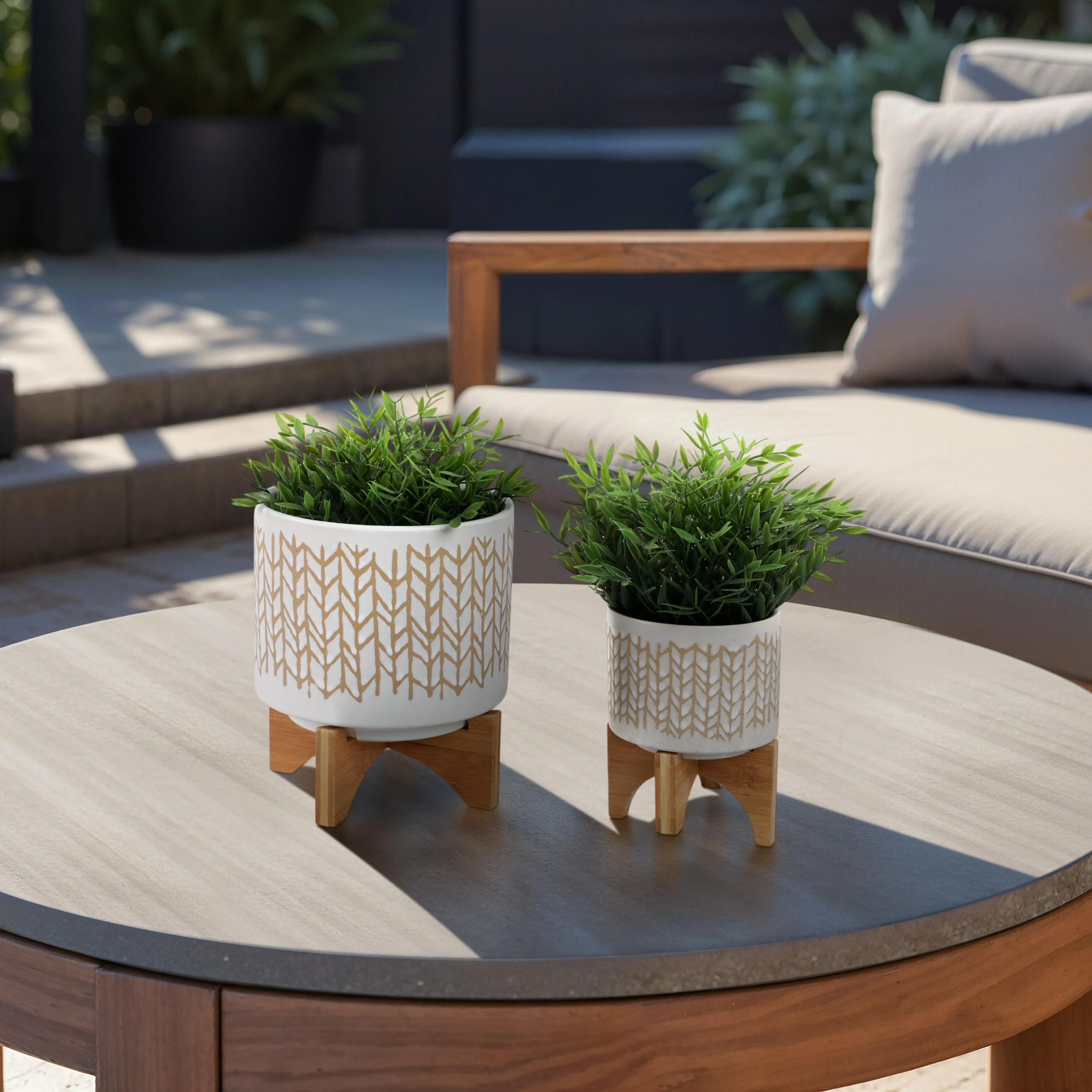 S/2 5/8" CHEVRON PLANTER W/ WOOD STAND, BEIGE
