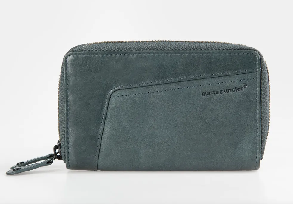 Aunts & Uncles Grandma'S Luxury Club Betty Zippered Wallet Save Big Today