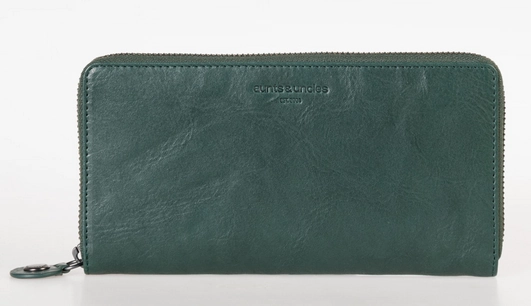 Today Only Discount Alert Aunts & Uncles Grandma'S Luxury Club Cynthia Wallet