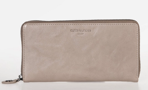 Aunts & Uncles Grandma'S Luxury Club Cynthia Wallet Daily Clearance Deal