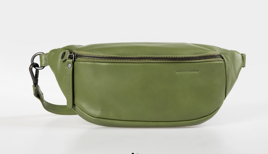 Exclusive Deal Inside Today Only Special Aunts & Uncles Jamie'S Orchard Bilberry Beltbag