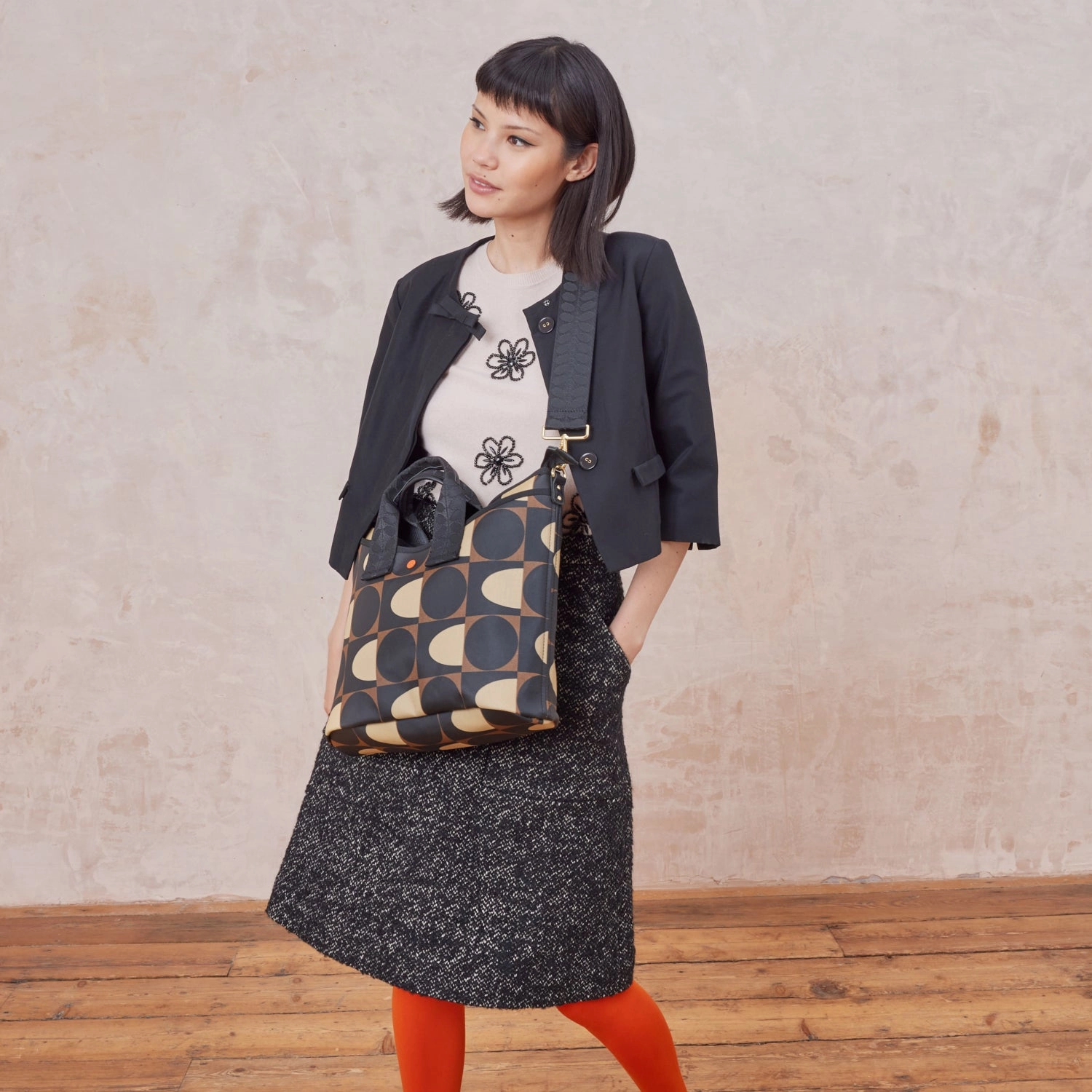 Grab the Deal Now Price Drop Frenzy Carry Grab Crossbody Bag - Spot Square Mocha