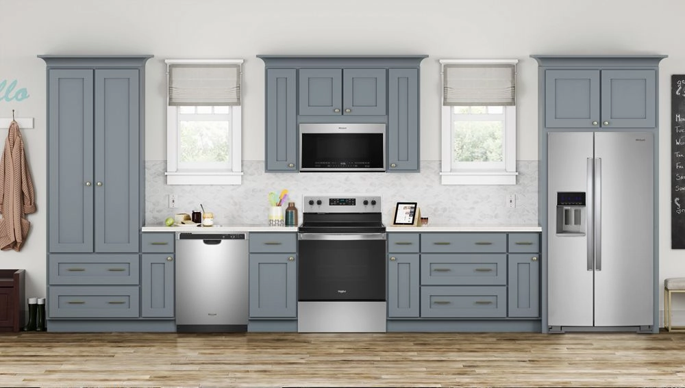 Whirlpool WFE505W0JS 5.3 Cu. Ft. Whirlpool Electric Range With Frozen Bake Technology.