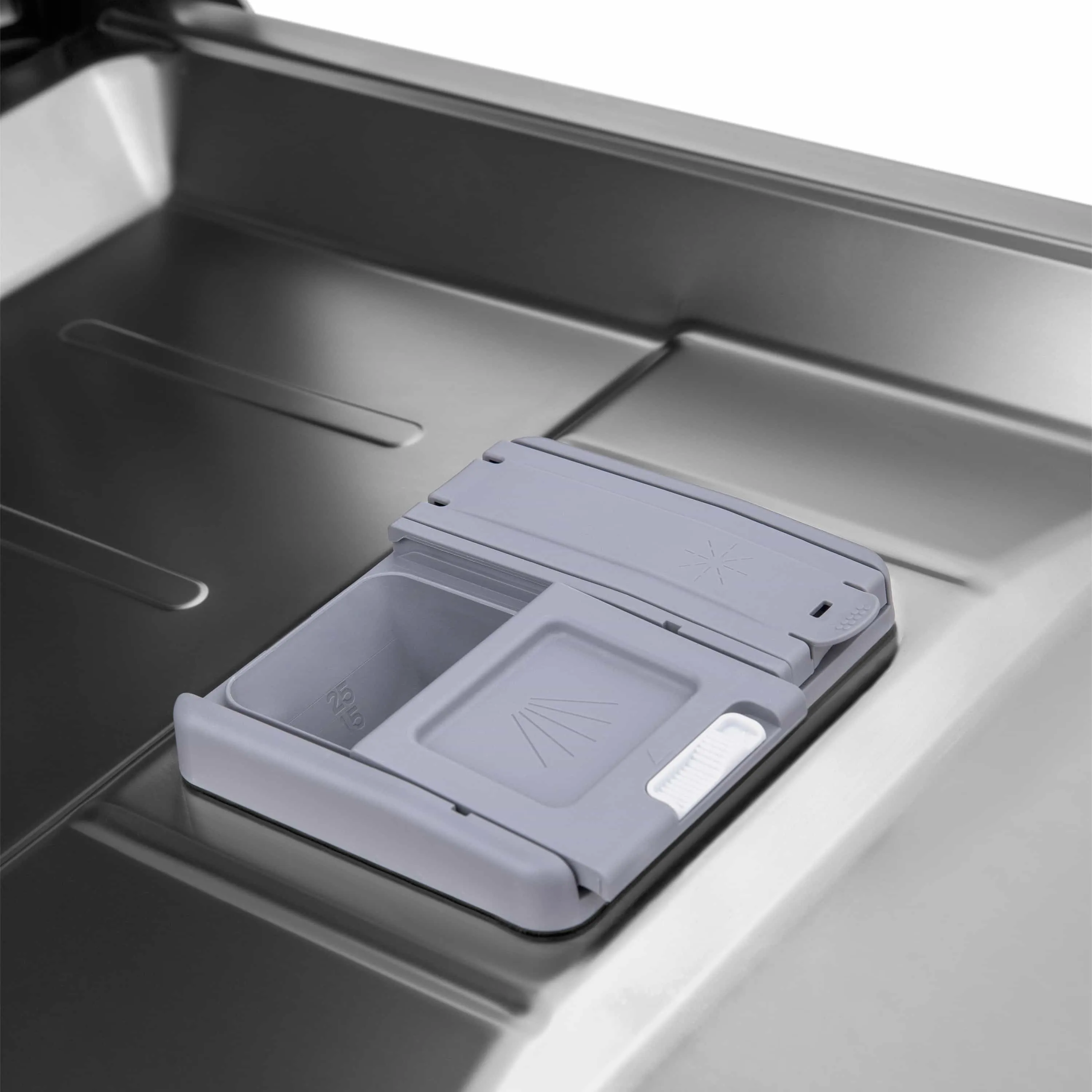 ZLINE 18-Inch Dishwasher in DuraSnow Stainless Steel with Stainless Steel Tub and Modern Style Handle (DW-SN-18)