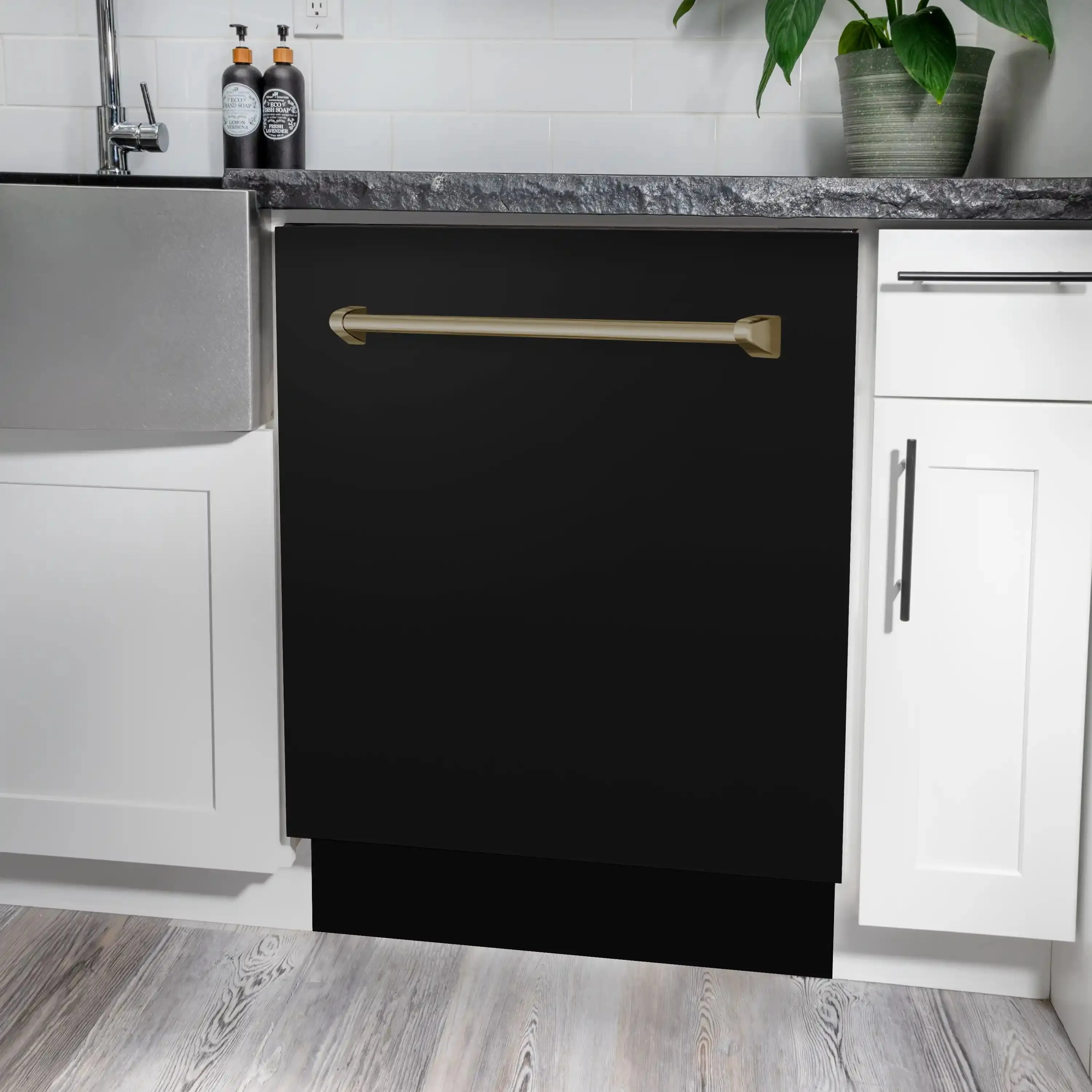 ZLINE Autograph Edition 24-Inch Tall Tub Dishwasher in Black Stainless Steel with Champagne Bronze Handle (DWVZ-BS-24-CB)